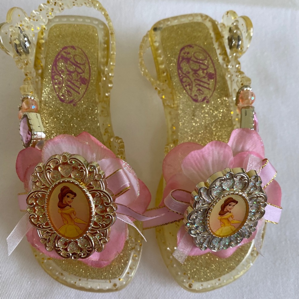 Belle dress up shoes